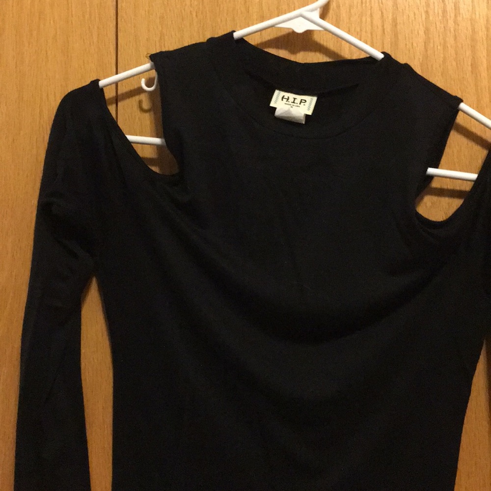 Black long sleeve - shows shoulders